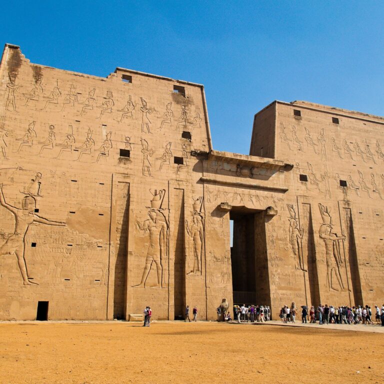 Hadeel Dahabiya Nile Cruise Tour