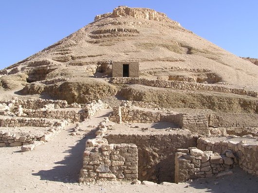 Deir El Medina Tombs
