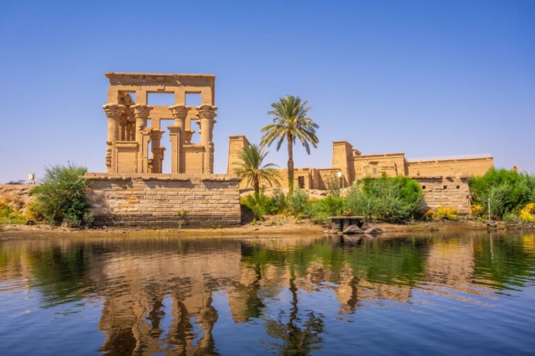 Amazing Aswan Facts about the 9 best tourist places in it.