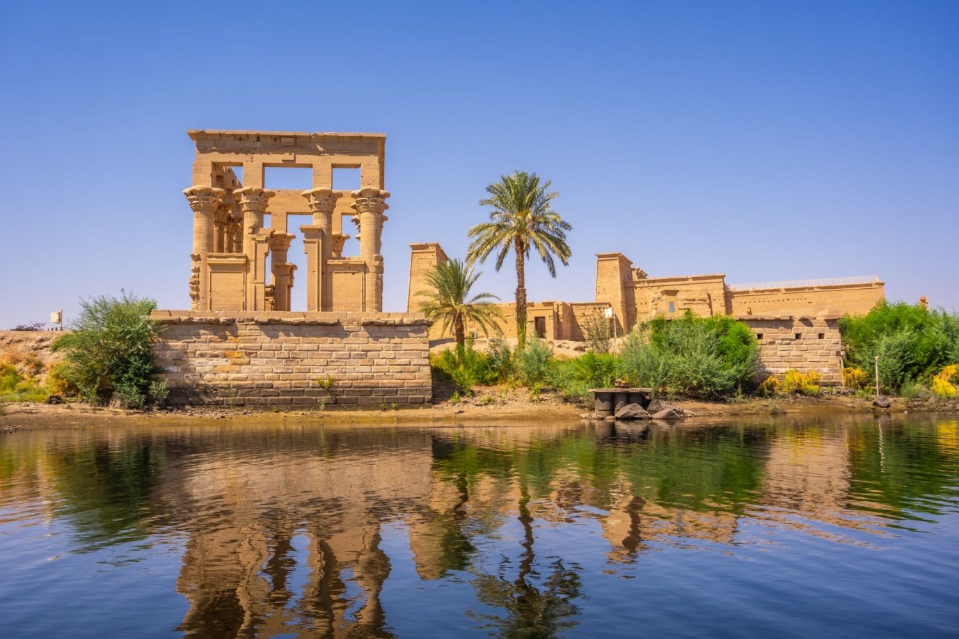 Amazing Aswan Facts about the 9 best tourist places in it.