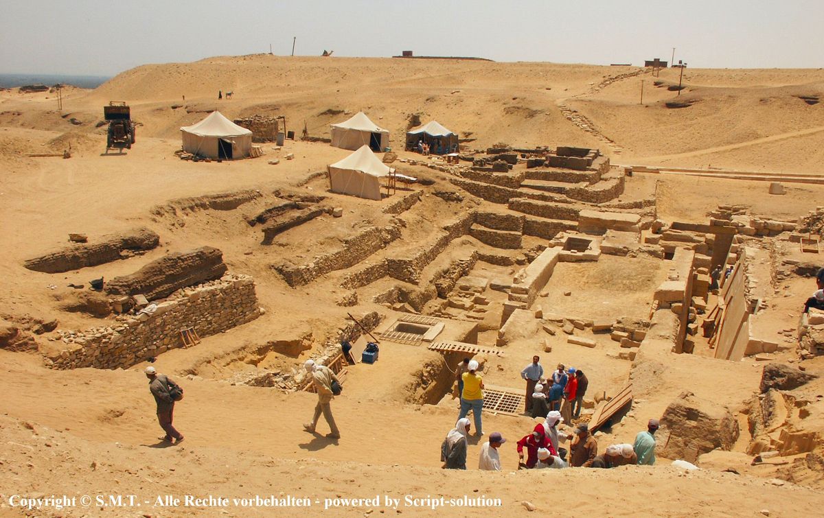 Pyramids And Cairo Day Tour Egypt tour